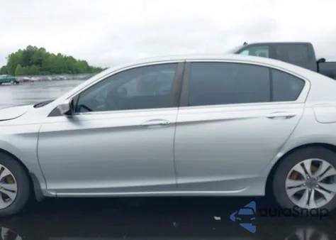 2013 Honda Accord Lx z USA, uszkodzony, nr VIN 1HGCR2F39DA042880